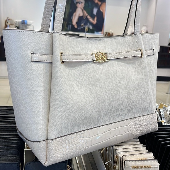 MICHAEL KORS
Reed Lg Leather Belted Satchel Shoulder Handbag 
Light Cream Crocod - Picture 5 of 16